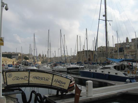 malta.by.norlander50.jpg